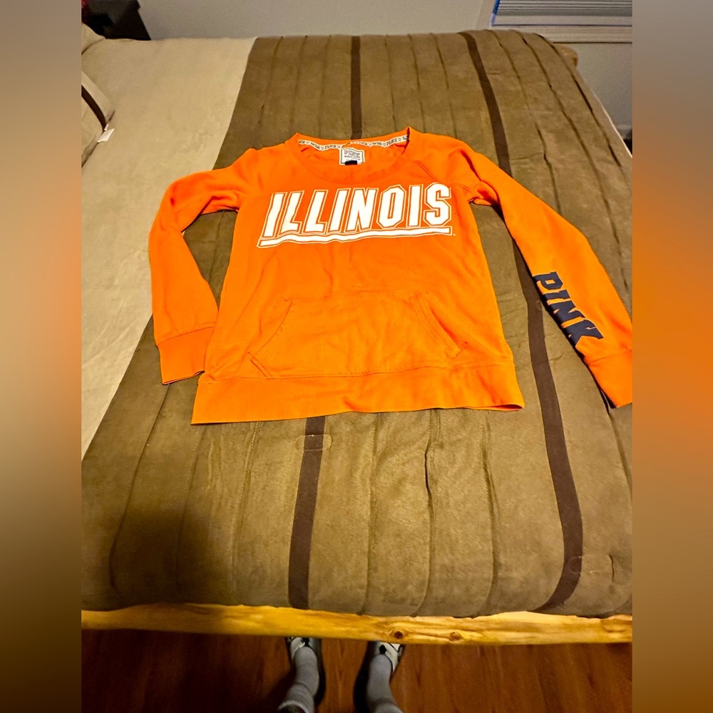 VS Pink University of Illinois Sweatshirt
